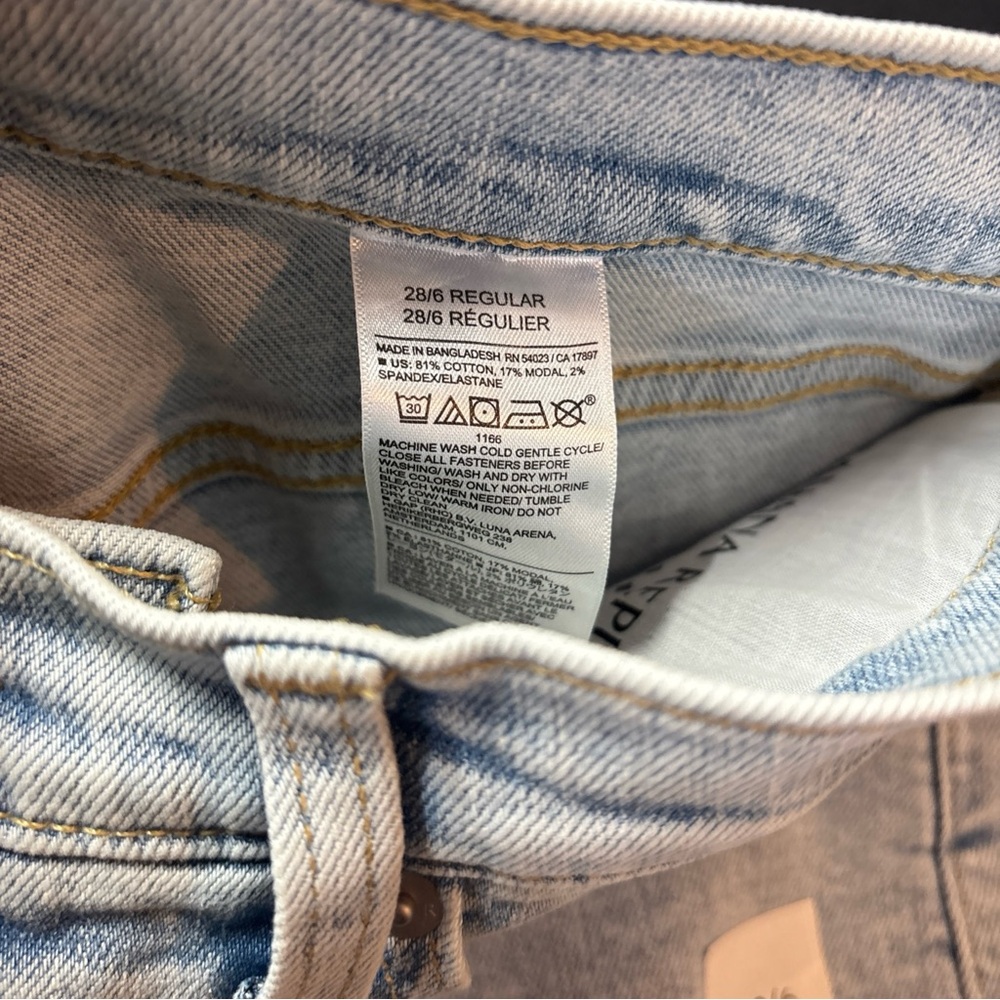 Banana Republic Light Wash Wide-Leg Jeans - Picture 7 of 12